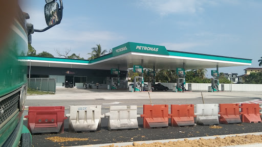 PETRONAS Jalan Tambun by PLP
