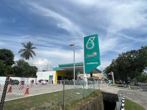 Petronas Jalan Kolam Petronas Jalan Kolam