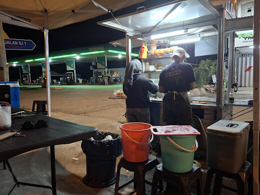 PMK BURGER @ Petronas Bt 15 Rawang PMK BURGER @ Petronas Bt 15 Rawang