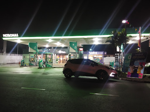 Petronas USJ 9
