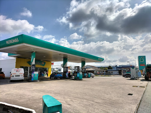 PETRONAS Pekan Nenas PETRONAS Pekan Nenas