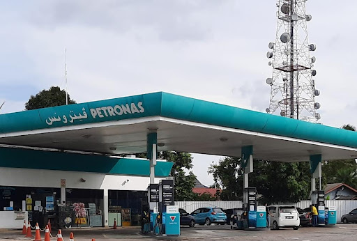 PETRONAS KM 10 Jalan Kuala Krai PETRONAS KM 10 Jalan Kuala Krai