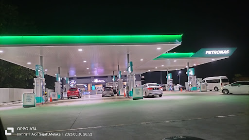 PETRONAS RnR Ayer Keroh Arah Utara PETRONAS RnR Ayer Keroh Arah Utara