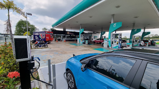 PETRONAS KLS ARAH KUALA LUMPUR (LATAR 2) PETRONAS KLS ARAH KUALA LUMPUR (LATAR 2)
