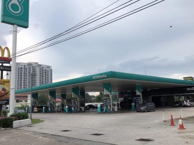 petronas terbaik di skudai