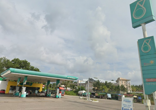Stesen Petronas Terbaik di Kampung Batu Feringgi 1 stesen petronas terbaik di kampung batu feringgi